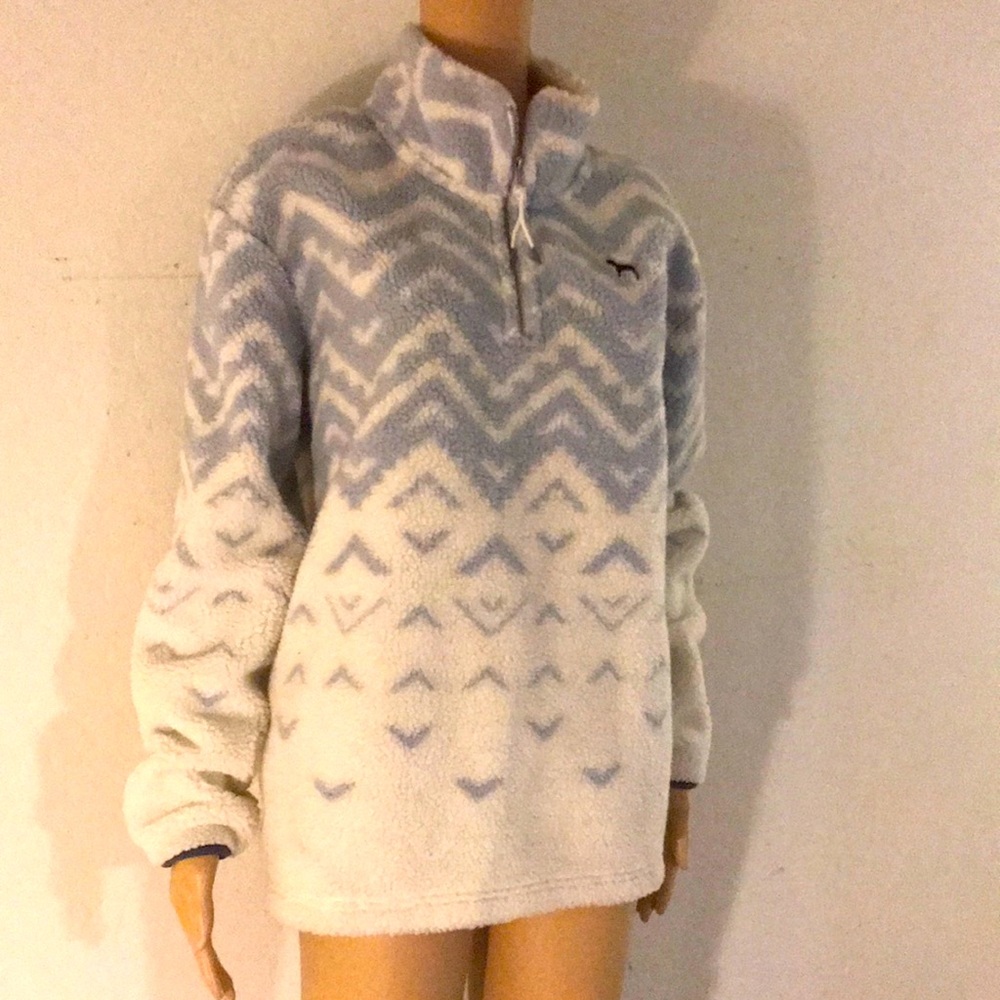 Victoria’s Secret pink fleece pullover small